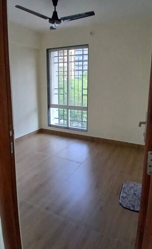Room in 2 BHK Apartment at Dhanori – for Rent