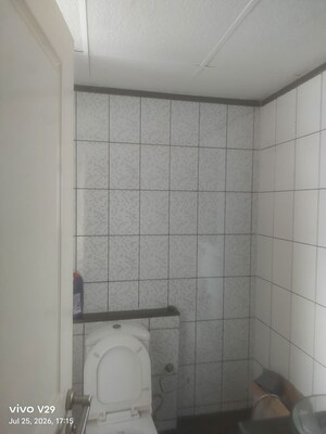 Bathroom in 3 BHK Apartment at Unitech Uniworld Gardens, Sector 47 – for Rent