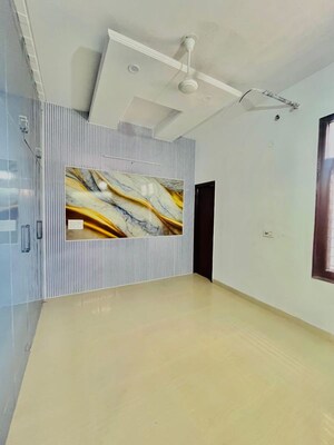 Room in 2 BHK Builder Floor at MS Enclave Zirakpur, Dhakoli – for Sale