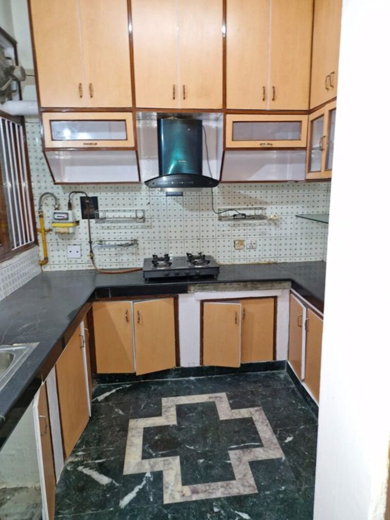 Kitchen, greater kailash i 3 Bedroom 300 Sq.Yd. Builder Floor In Greater Kailash I Delhi 10553763