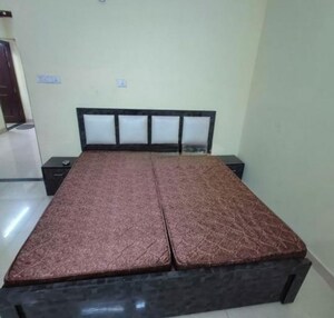 Bedroom in 3 BHK Apartment at Butler Colony – for Rent