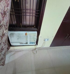 Bathroom in 3 BHK Apartment at Butler Colony – for Rent