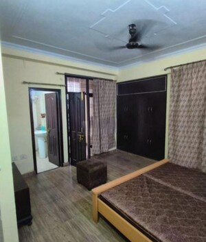 Bedroom in 3 BHK Apartment at Butler Colony – for Rent