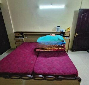 Bedroom in 3 BHK Apartment at Butler Colony – for Rent