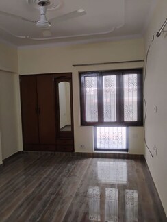 1 BHK + Prayer Room Builder Floor For Rent in Maidan Garhi