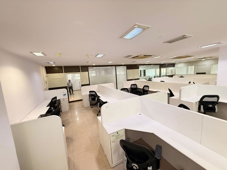 Team Area, platinum-techno-park Commercial Office Space 5369 Sq.Ft. In Vashi Sector 30 Navi Mumbai 10553815