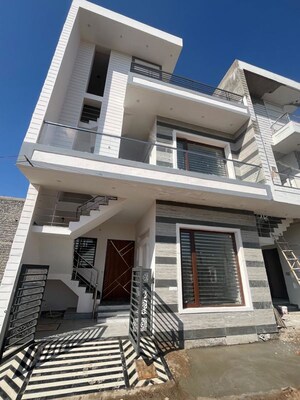 4 BHK Villa – Exterior View View at Kharar Mohali Road - for Sale
