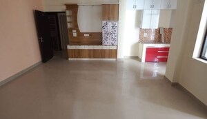 Room in 3 BHK Apartment at DLF One Midtown, Moti Nagar – for Sale