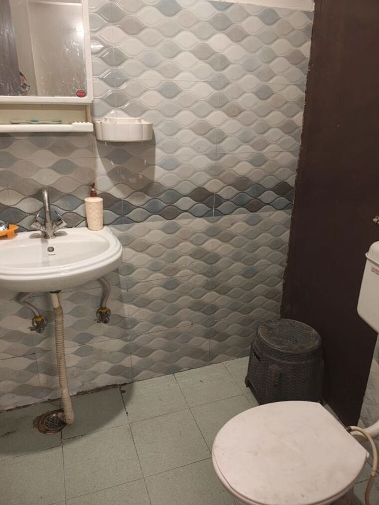 Bathroom, nilaya-greens 2 Bedroom 930 Sq.Ft. Apartment In Raj Nagar Extension Ghaziabad 10553886