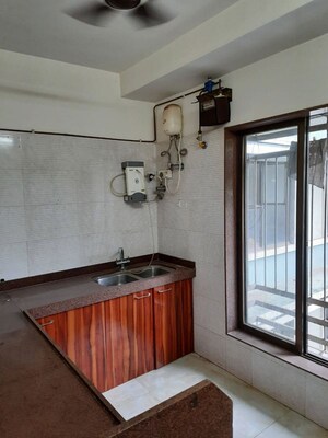 Room in 2 BHK Apartment at JV Sweena, Andheri East – for Rent