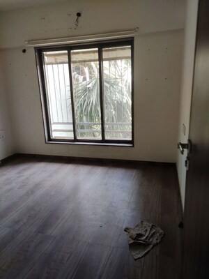 Room in 2 BHK Apartment at JV Sweena, Andheri East – for Rent