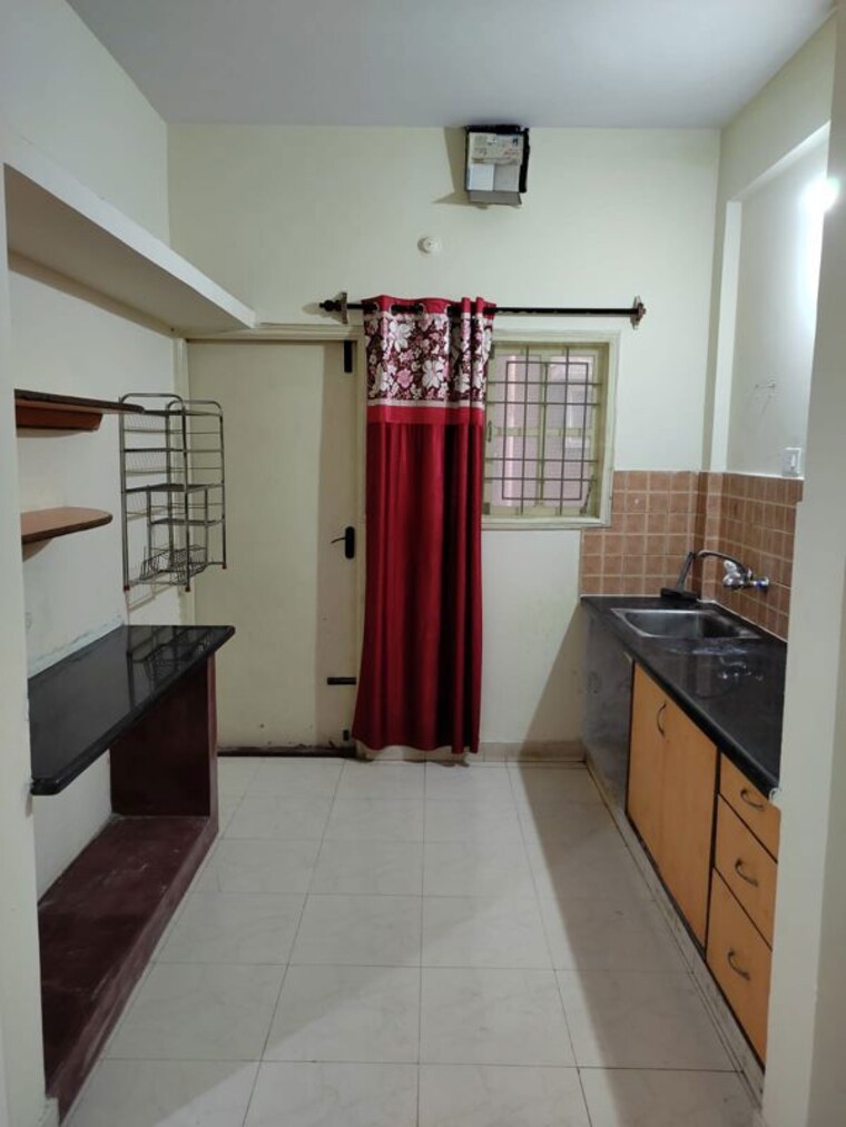 Living Room, krishna-homes-noida 2 Bedroom 1450 Sq.Ft. Apartment In Sector 72 Noida 10553899