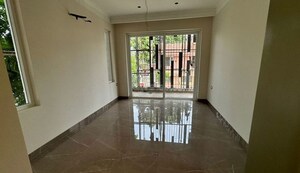 Room in 3 BHK Builder Floor at Sector 7 – for Sale
