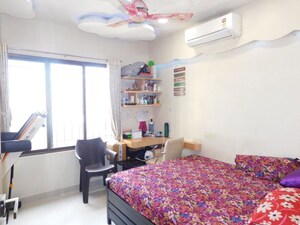 Bedroom in 2 BHK Apartment at Lalani Grandeur, Goregaon East – for Sale