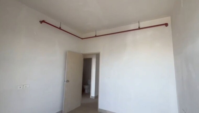 Room, tulip-violet 4 Bedroom 2000 Sq.Ft. Apartment In Sector 69 Gurgaon 10553933