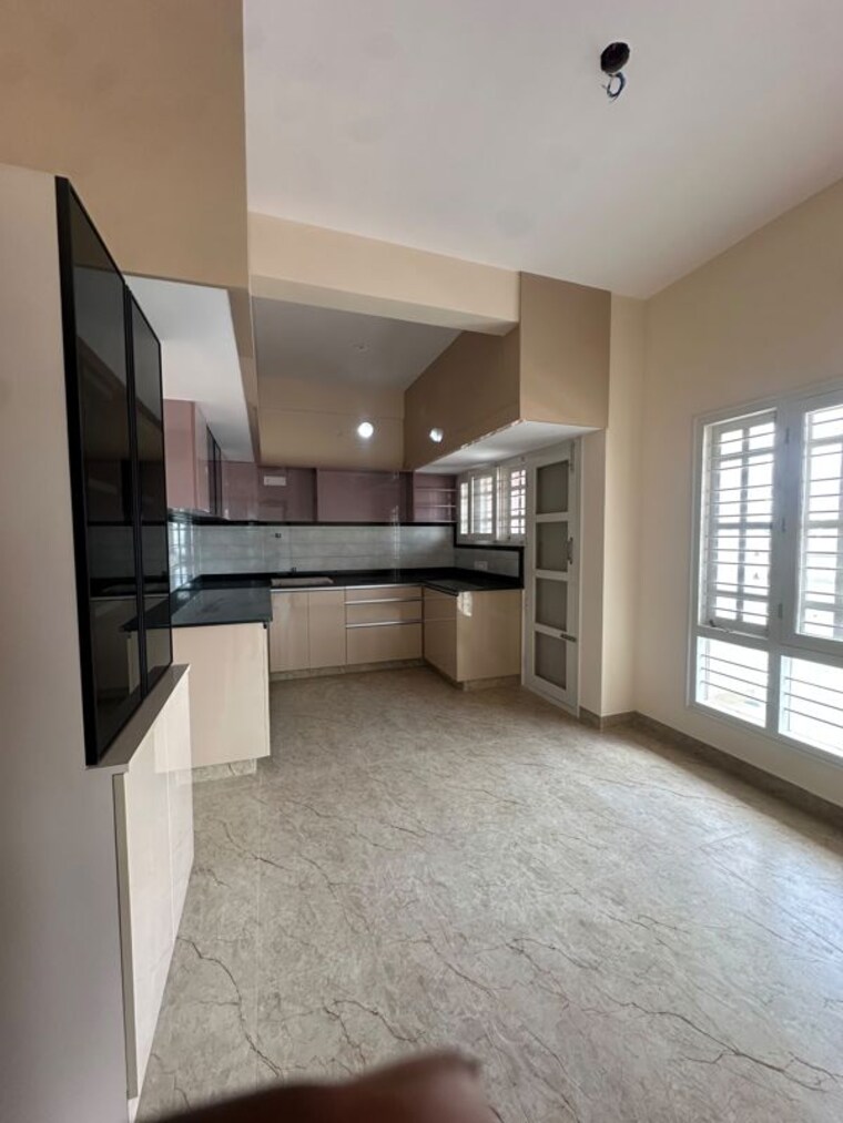 Kitchen, nri layout 3 Bedroom 1600 Sq.Ft. Builder Floor In Nri Layout Bangalore 10553907