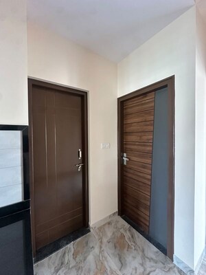 Room in 3 BHK Builder Floor at Nri Layout – for Rent