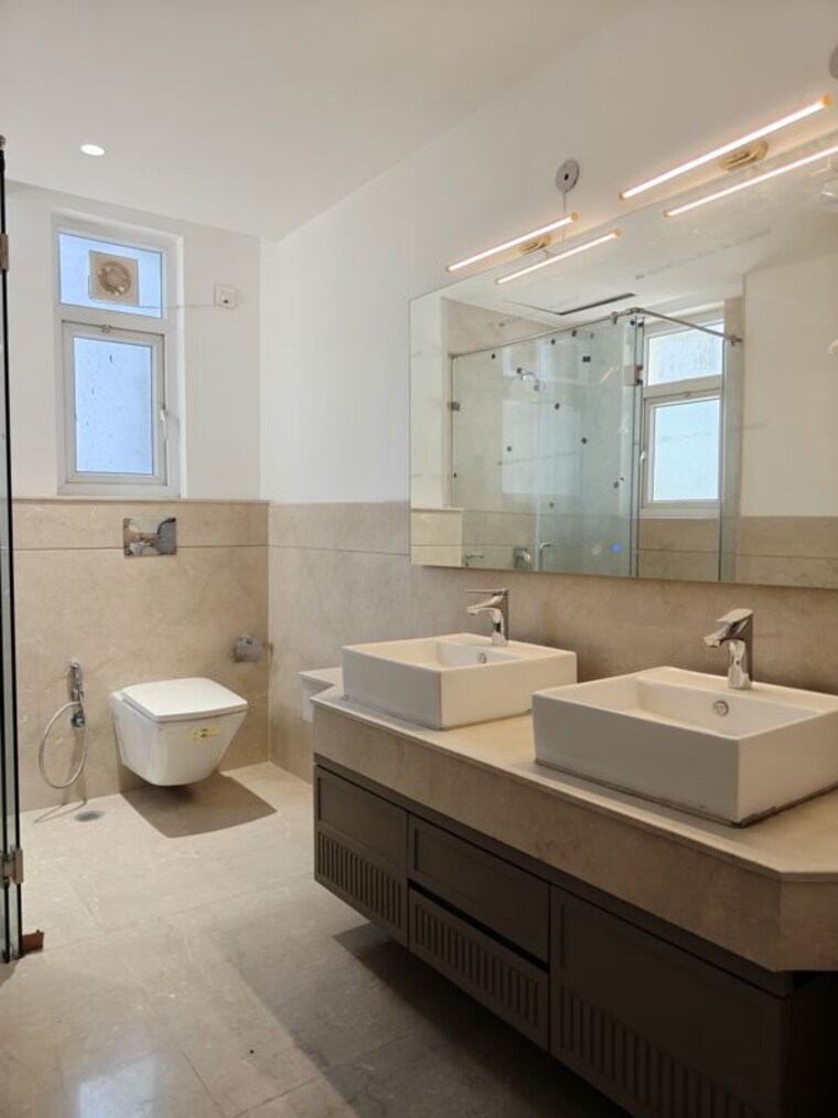 Bathroom, emaar-marbella 5 Bedroom 361 Sq.Yd. Villa In Sector 66 Gurgaon 10553946