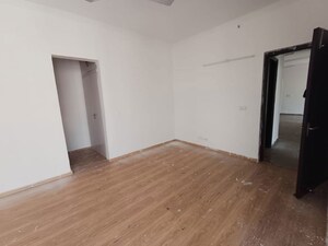 Room in 2 BHK Apartment at Amaatra Homes, Sector 10 Greater Noida – for Sale