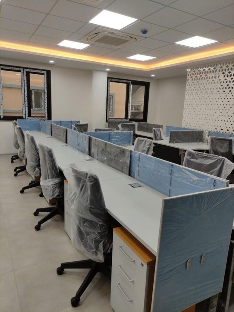 Team Area, race course road Commercial Office Space 2300 Sq.Ft. In Race Course Road Indore 10553966