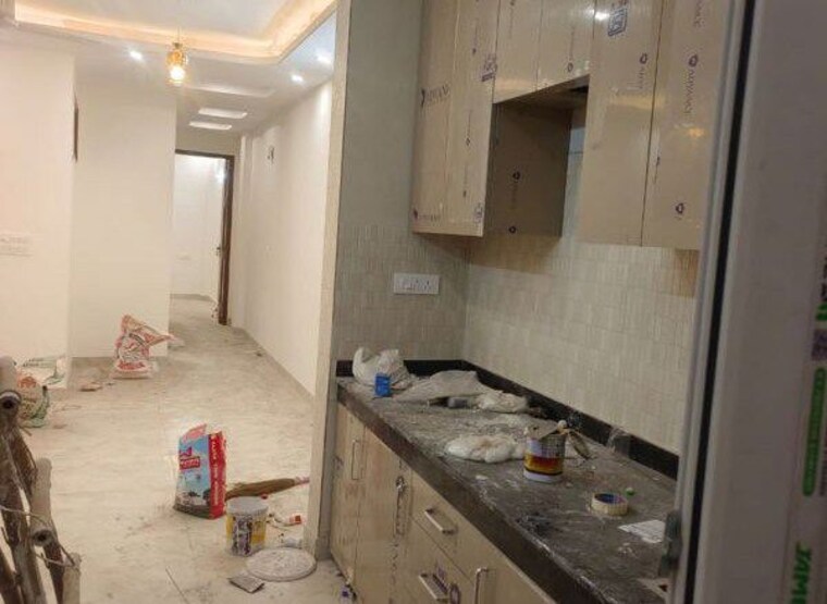 Kitchen, kalkaji 3 Bedroom 135 Sq.Yd. Builder Floor In Kalkaji Delhi 10553970