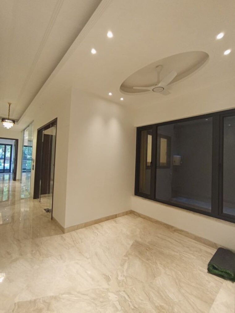Room, kailash colony 4 Bedroom 5000 Sq.Ft. Builder Floor In Kailash Colony Delhi 10553989
