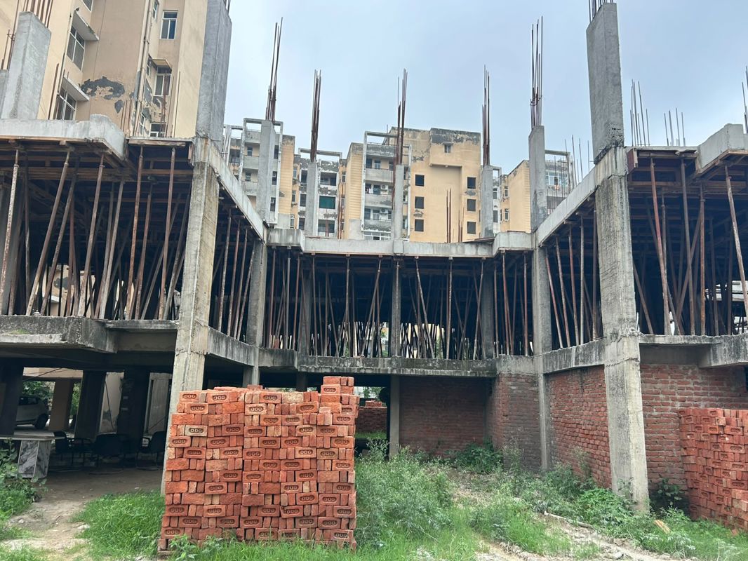 2 BHK + Basement 1204 Sq.Ft. Apartment in Ansal Town