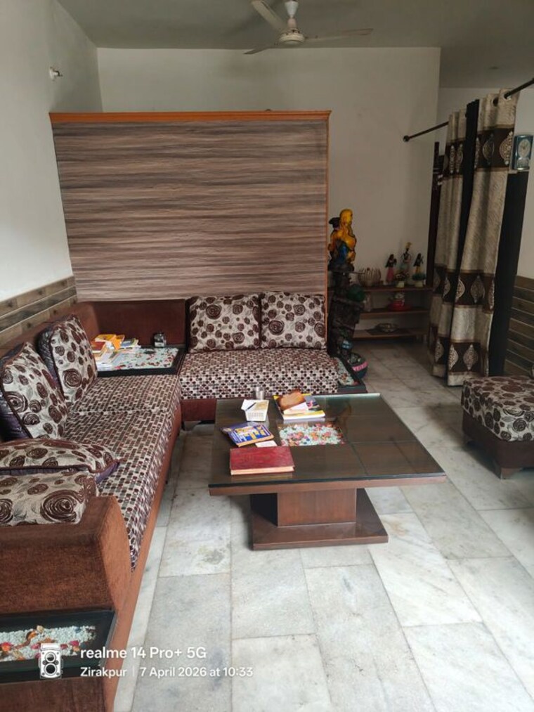Living Room, raglan-gulmohar-trends 5 Bedroom 1650 Sq.Ft. Independent House In Dhakoli Zirakpur 10553997