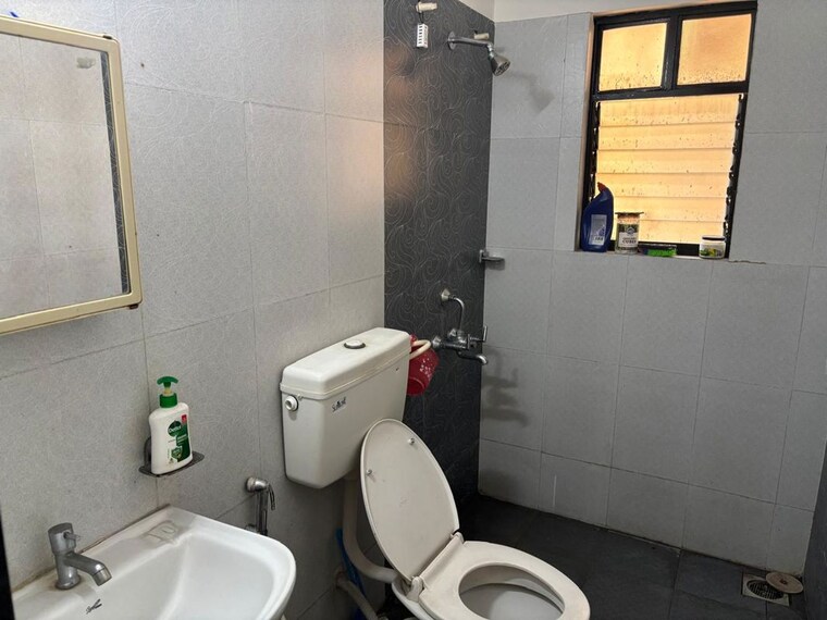 Bathroom, kolte-patil-margosa-heights 3 Bedroom 1600 Sq.Ft. Apartment In Mohammadwadi Pune 10553995