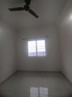 Room in 3 BHK Apartment at Prestige Park Square, Bannerghatta Road – for Rent