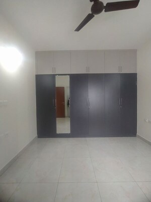 Room in 3 BHK Apartment at Prestige Park Square, Bannerghatta Road – for Rent