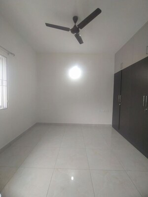 Room in 3 BHK Apartment at Prestige Park Square, Bannerghatta Road – for Rent