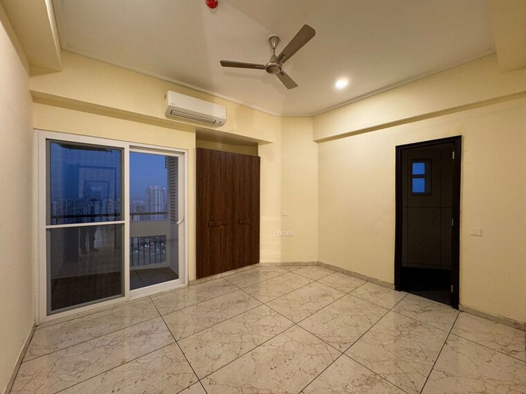 Bedroom, dasnac-burj 4 Bedroom 3300 Sq.Ft. Apartment In Sector 75 Noida 10554011