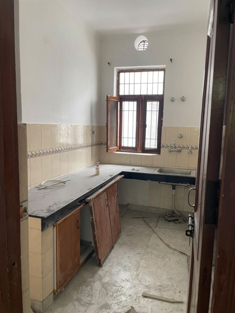 Kitchen, sector 47 1 Bedroom 300 Sq.Ft. Builder Floor In Sector 47 Gurgaon 10554046