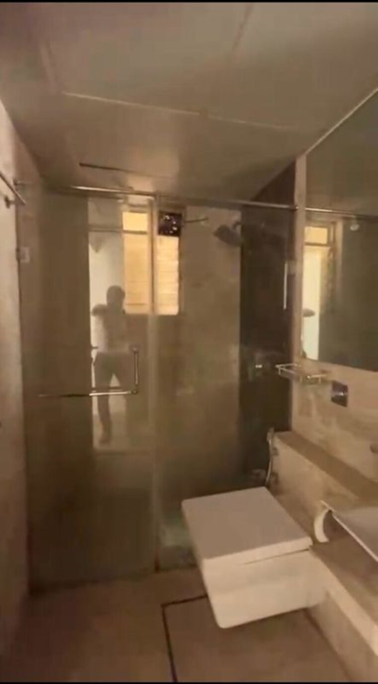 Bathroom, dosti-group-imperia 3 Bedroom 734 Sq.Ft. Apartment In Manpada Thane 10554058