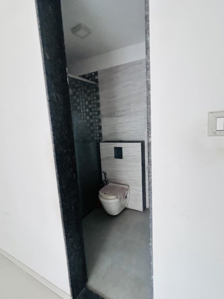 Bathroom, gd-18-latitude 3 Bedroom 1500 Sq.Ft. Apartment In Punawale Pune 10554054