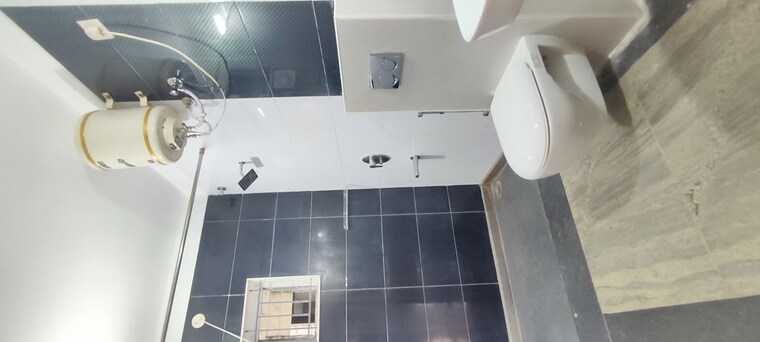Bathroom, btm layout 1 3 Bedroom 1850 Sq.Ft. Builder Floor In Btm Layout 1 Bangalore 10554057