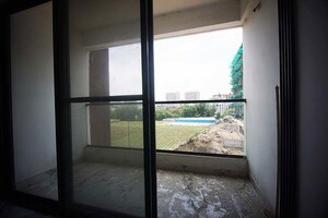 Room in 2 BHK Apartment at Mundhwa – for Sale