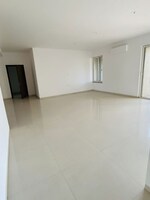 4 BHK + Prayer Room,Servant Room,Study Room,Extra Room,Store Room 3800 Sq.Ft. Apartment in Estado Presidential Phase II