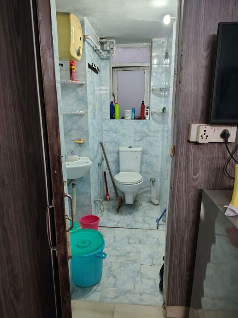 Bathroom, sector 47 1 RK 180 Sq.Ft. Builder Floor In Sector 47 Gurgaon 10554088