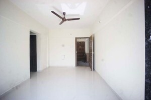 Room in 2 BHK Apartment at Baner – for Sale