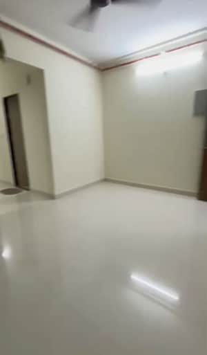 Room in 2 BHK Apartment at Dadar East – for Rent