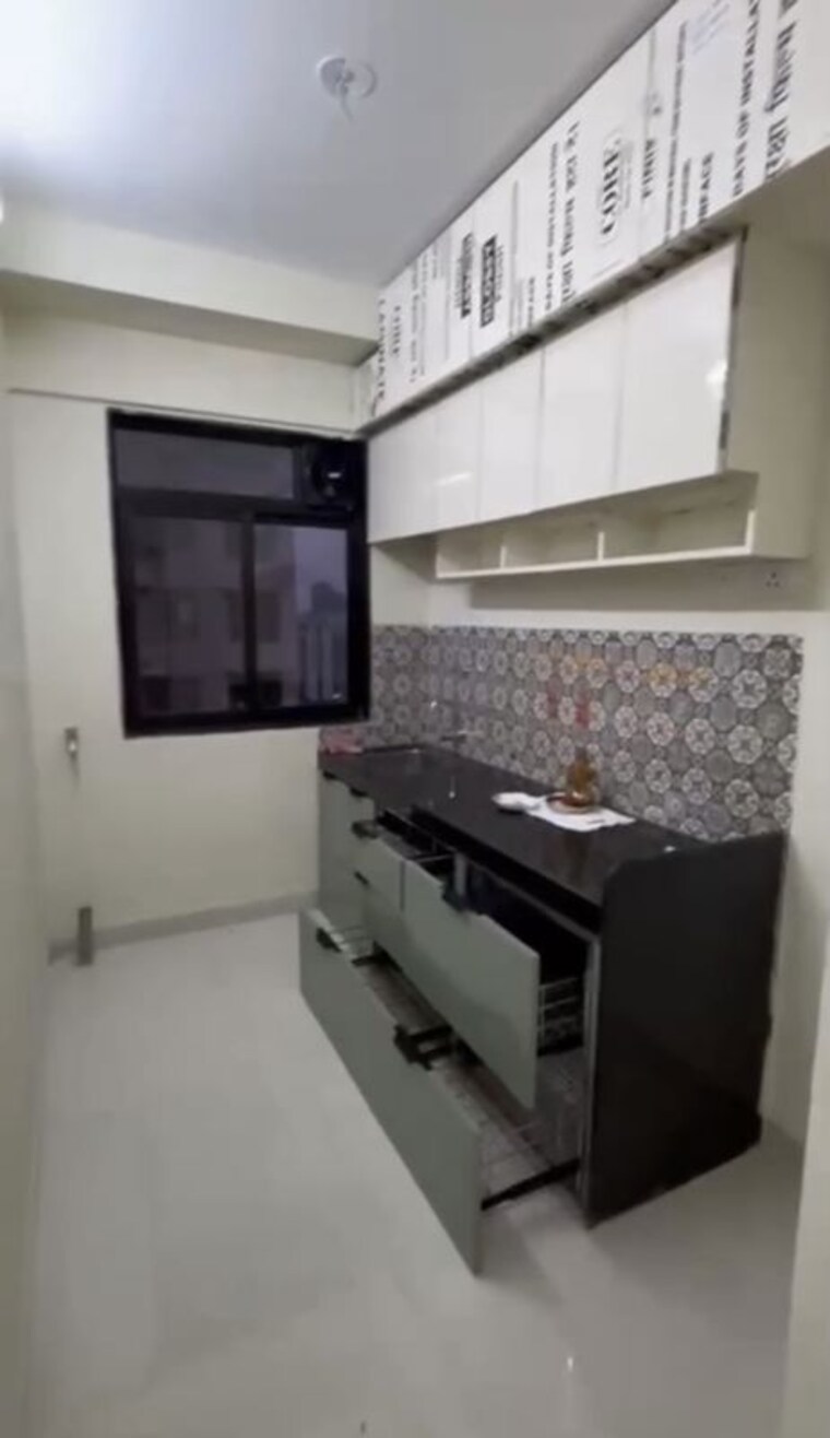 Kitchen, dadar east 2 Bedroom 600 Sq.Ft. Apartment In Dadar East Mumbai 10554138