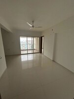 2 BHK 810 Sq.Ft. Apartment in Silver B Square