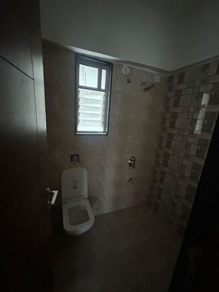 Bathroom, silver-b-square 2 Bedroom 810 Sq.Ft. Apartment In Thergaon Pune 10554167