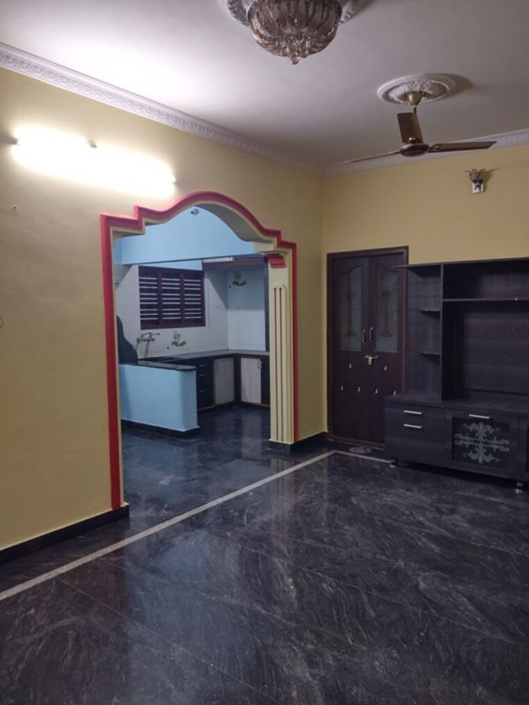 Room, nri layout 2 Bedroom 1200 Sq.Ft. Independent House In Nri Layout Bangalore 10554184