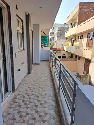 Balcony in 3 BHK Builder Floor at Ansal Plaza Sector-23, Sector 23 – for Rent