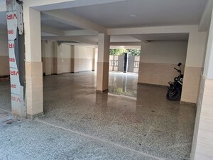 Parking in 3 BHK Builder Floor at Ansal Plaza Sector-23, Sector 23 – for Rent