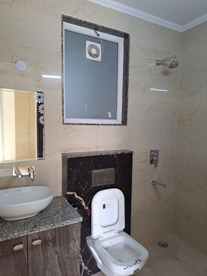 Bathroom in 3 BHK Builder Floor at Ansal Plaza Sector-23, Sector 23 – for Rent