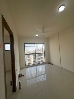 1 BHK Apartment For Rent in Lodha Golden Dream
